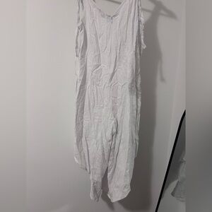 White Lightweight Sleeveless Jumpsuit